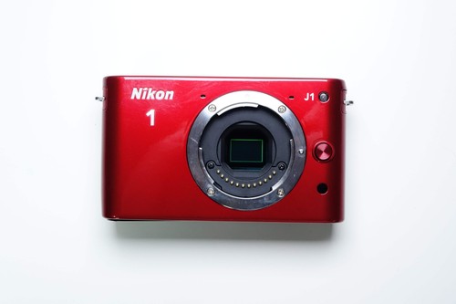 Nikon mirrorless rossa - 1,